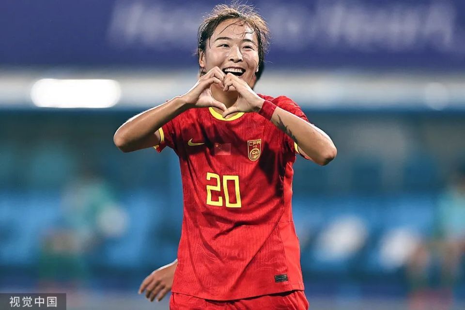 蒙古女足惊现暴走，实力逆天